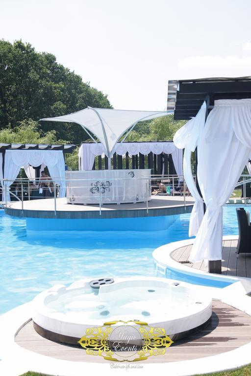 Hotel Magic Gt Trivale Πιτέστι Εξωτερικό φωτογραφία