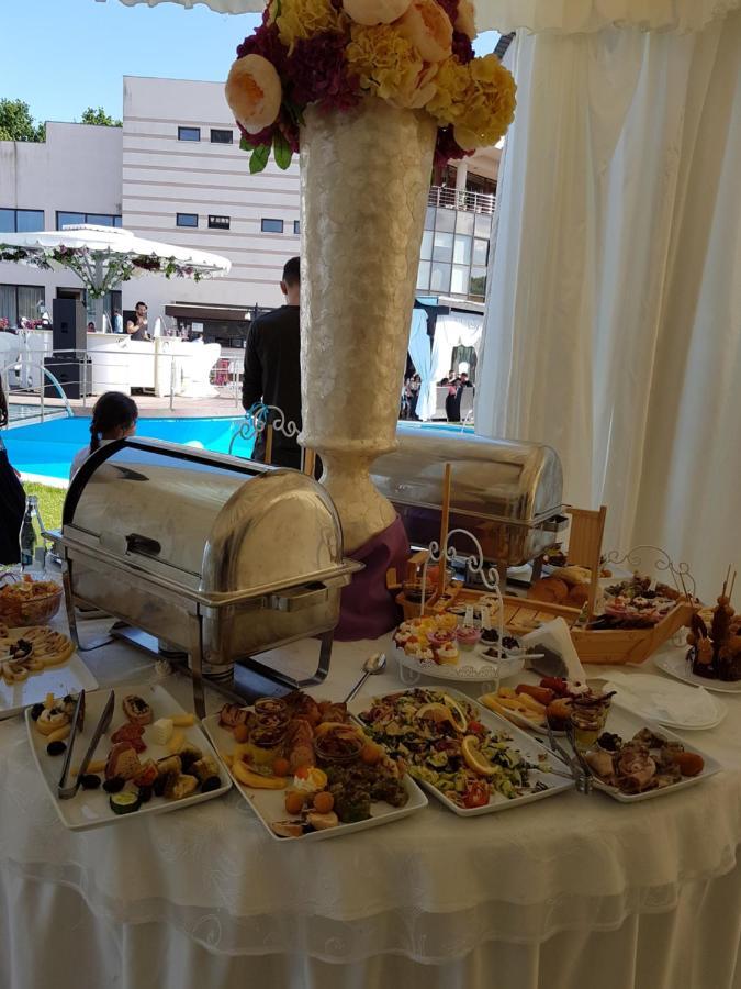 Hotel Magic Gt Trivale Πιτέστι Εξωτερικό φωτογραφία